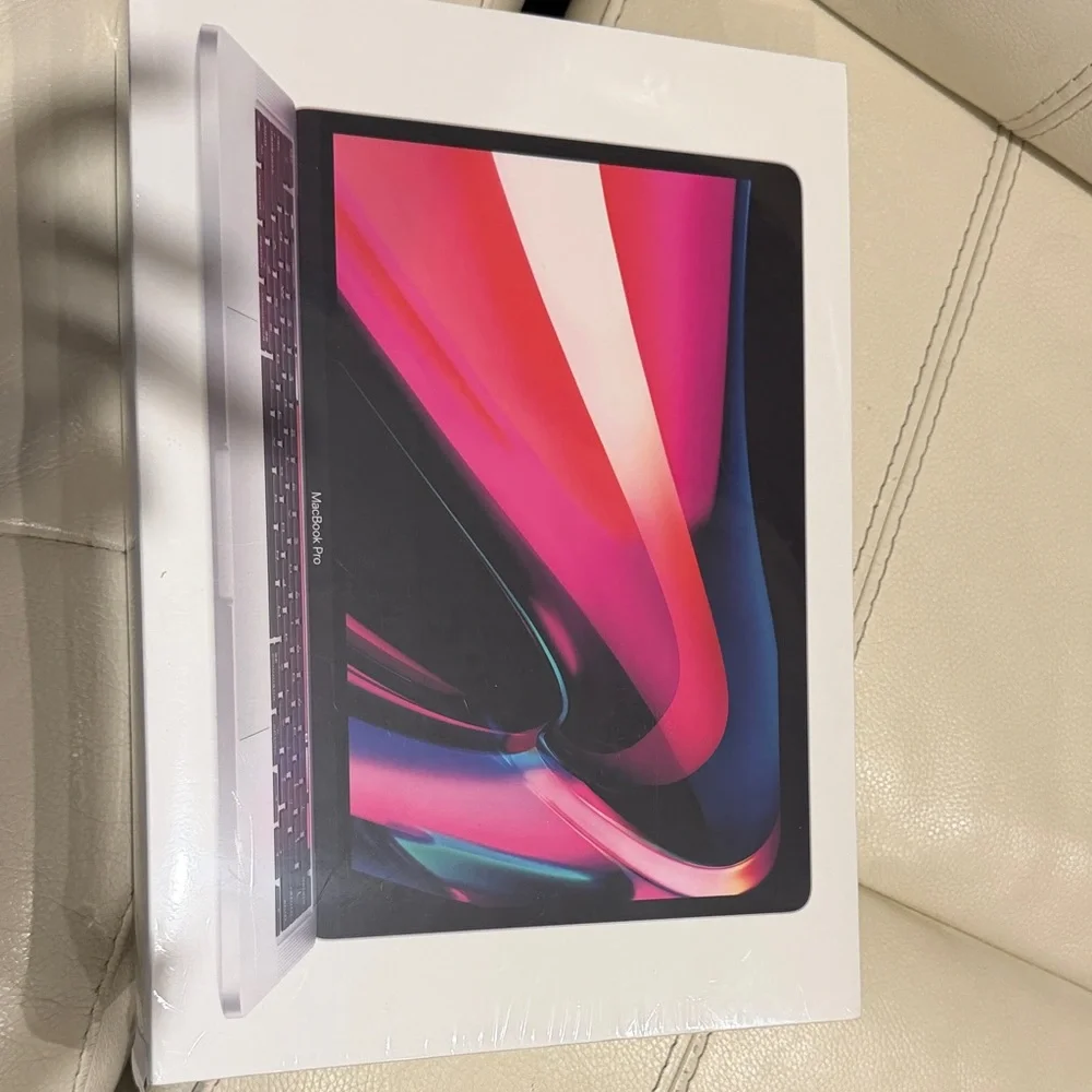 Apple MacBook Pro with Vibrant Display